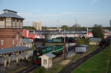 Building Model Railroad Exhibits
