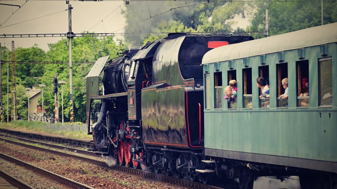 Educational Model Train Displays